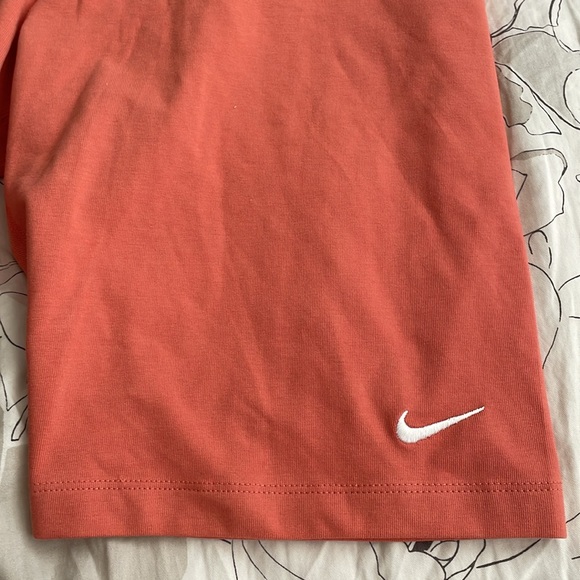 Nikes biker shorts - Picture 2 of 4